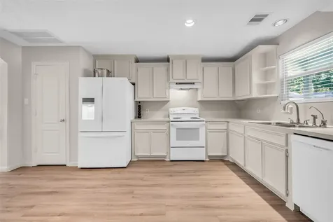 10887 Royal Pines Drive Conroe TX 77303