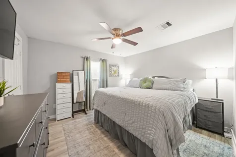5605 Colfax Street Houston TX 77020