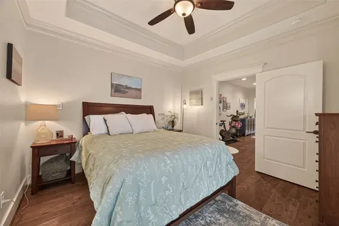 1604 W 21st Street Houston TX 77008