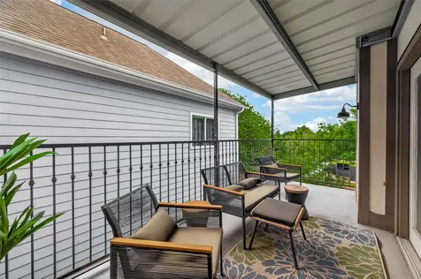 1604 W 21st Street Houston TX 77008