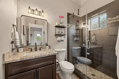 1604 W 21st Street Houston TX 77008