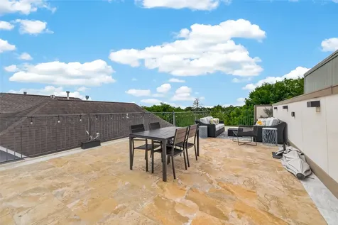 1604 W 21st Street Houston TX 77008