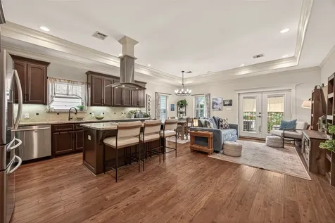 1604 W 21st Street Houston TX 77008
