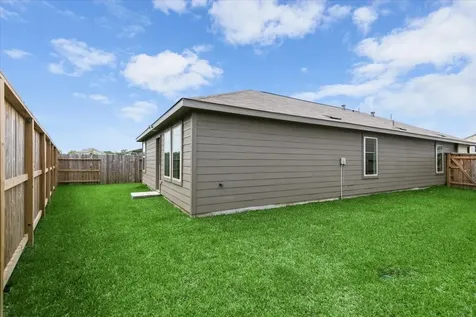21206 Fieni Drive New Caney TX 77357