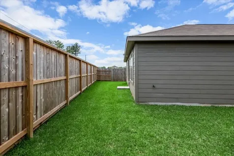 21206 Fieni Drive New Caney TX 77357