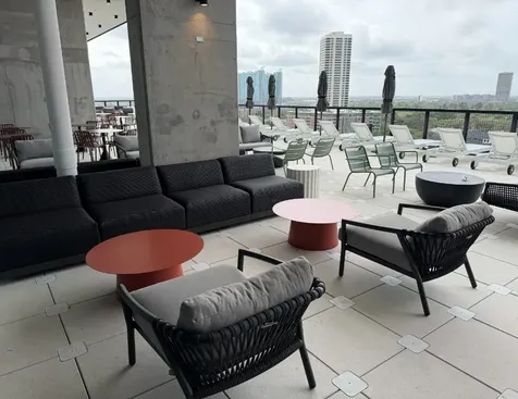 5501 La Branch 2108 Houston TX 77004