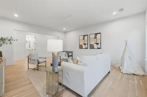 316 W 30th Street Houston TX 77018