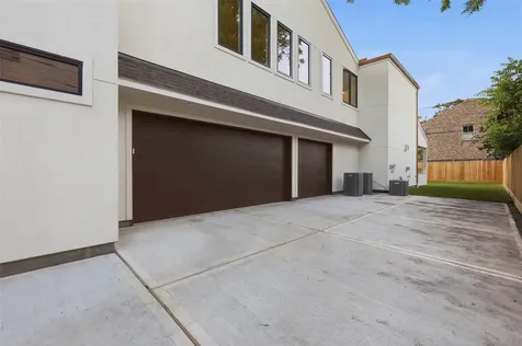 316 W 30th Street Houston TX 77018