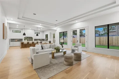 316 W 30th Street Houston TX 77018