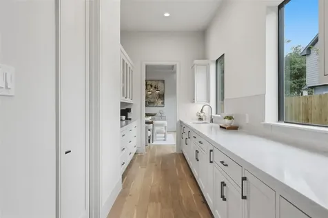 316 W 30th Street Houston TX 77018