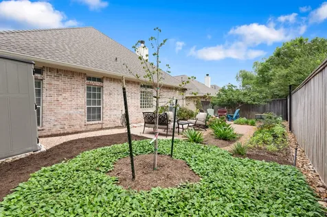 919 Grand Oaks Circle College Station TX 77840