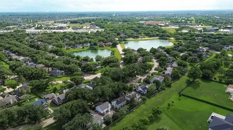711 Hawthorn Place Missouri City TX 77459