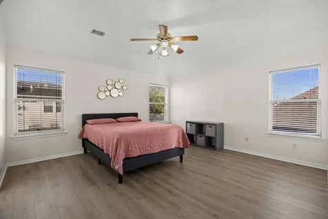 2202 Chelsea Vale Drive Fresno TX 77545