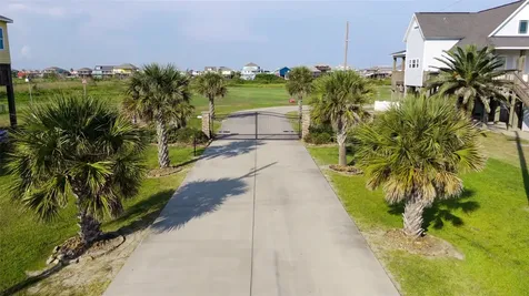 1217 Crystal Dunes Way Crystal Beach TX 77650