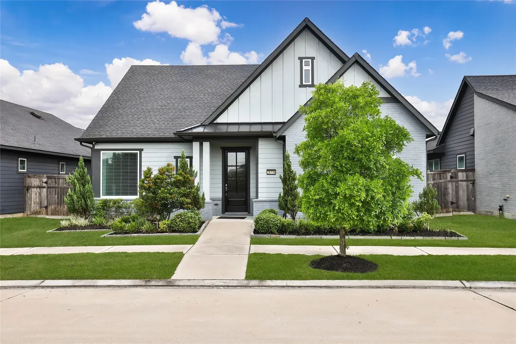 28738 Shoalhaven Court Fulshear TX 77441