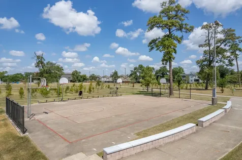 908 Northwood Street Houston TX 77009