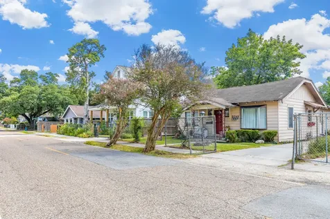 908 Northwood Street Houston TX 77009