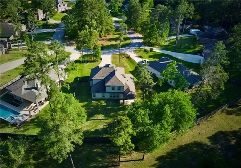 59 Beaconsfield Drive Magnolia TX 77355