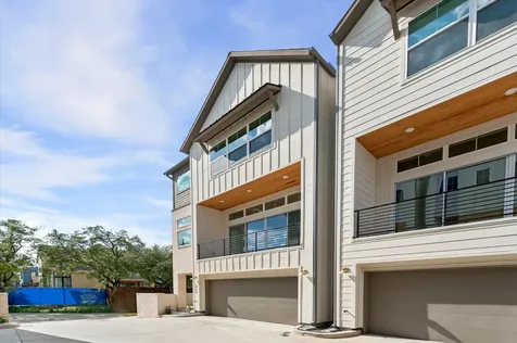 2926 Michaux Street Houston TX 77009