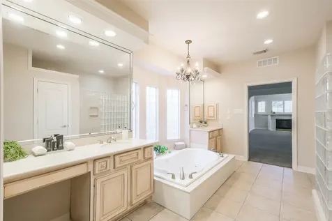 12411 Santiago Cove Lane Houston TX 77041