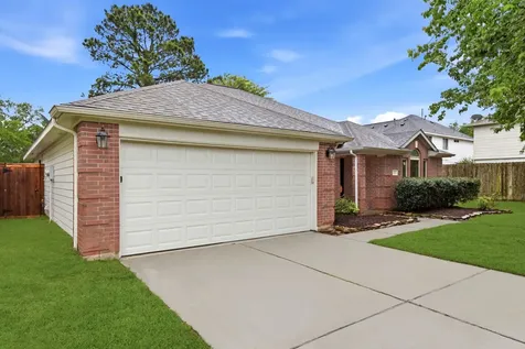 30626 Country Meadows Drive Tomball TX 77375