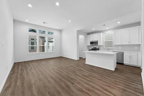2110 Dewalt Street G Houston TX 77088
