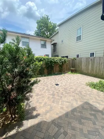 1306 Dian Street Houston TX 77008