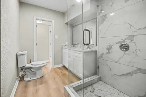 4805 Alamo Drive Galveston TX 77551