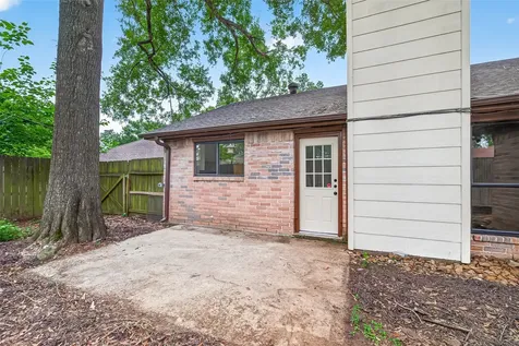 2031 Woodhue Drive Spring TX 77386