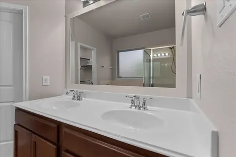 15227 Victoria Baytown TX 77523