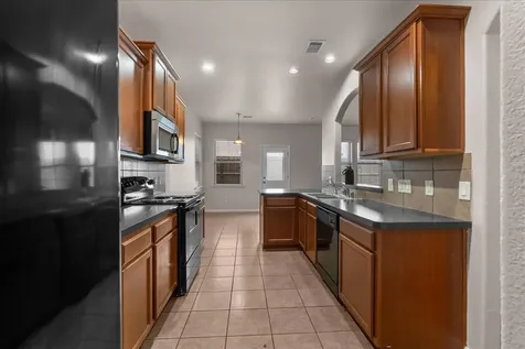 15227 Victoria Baytown TX 77523