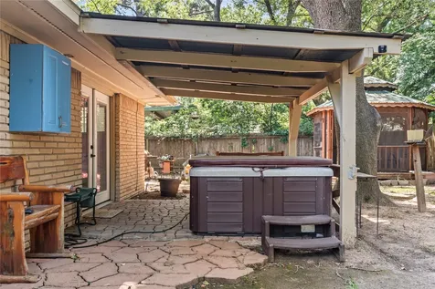 1809 North Roberson Street Conroe TX 77301