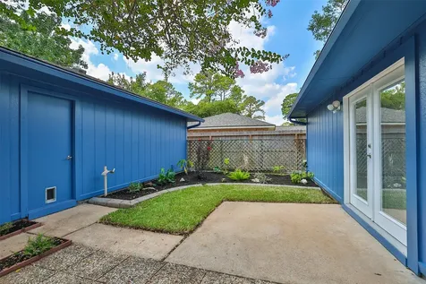 12410 Pantano Drive Houston TX 77065
