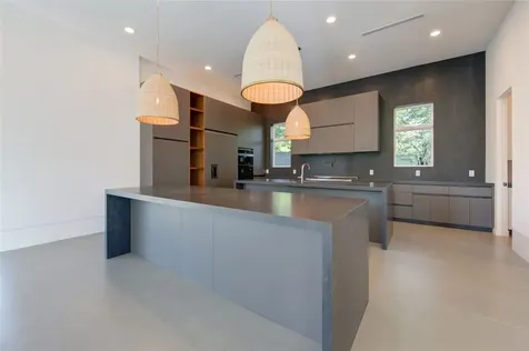 7218 Schiller Street Houston TX 77055