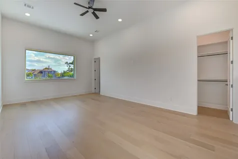 7218 Schiller Street Houston TX 77055
