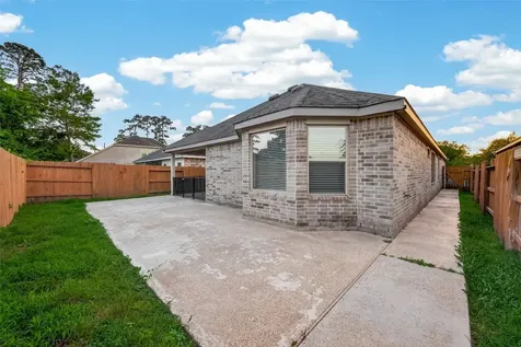 15918 Tug Court Crosby TX 77532