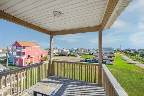 23013 Camino Street Galveston TX 77554