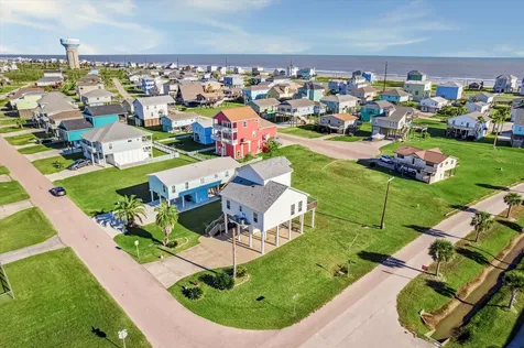 23013 Camino Street Galveston TX 77554