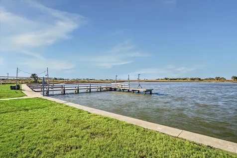 23013 Camino Street Galveston TX 77554