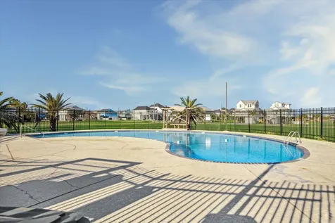23013 Camino Street Galveston TX 77554