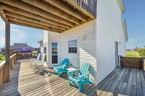 23013 Camino Street Galveston TX 77554