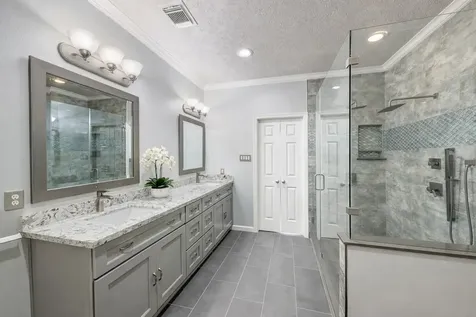 7827 Shady Villa Cove Houston TX 77055