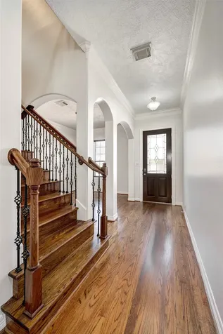 7827 Shady Villa Cove Houston TX 77055