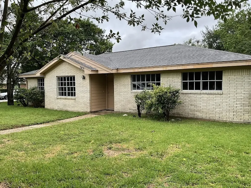 2401 Camino Court Texas City TX 77590