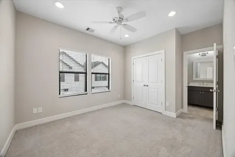 4857 Rich Oak Drive Houston TX 77018