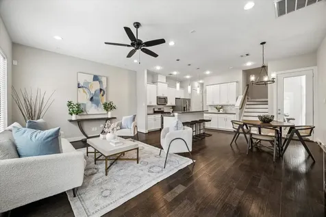 4857 Rich Oak Drive Houston TX 77018