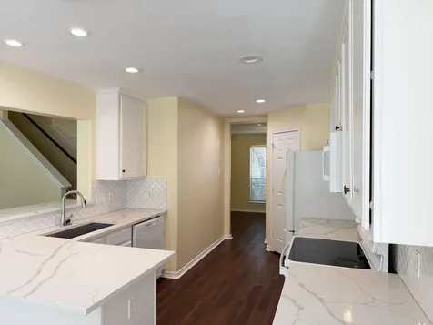 27 N Queenscliff Circle The Woodlands TX 77382
