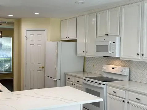 27 N Queenscliff Circle The Woodlands TX 77382