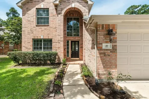 27 N Queenscliff Circle The Woodlands TX 77382