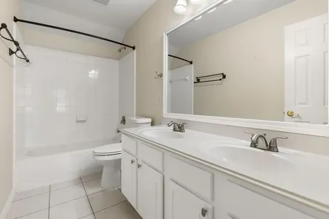27 N Queenscliff Circle The Woodlands TX 77382